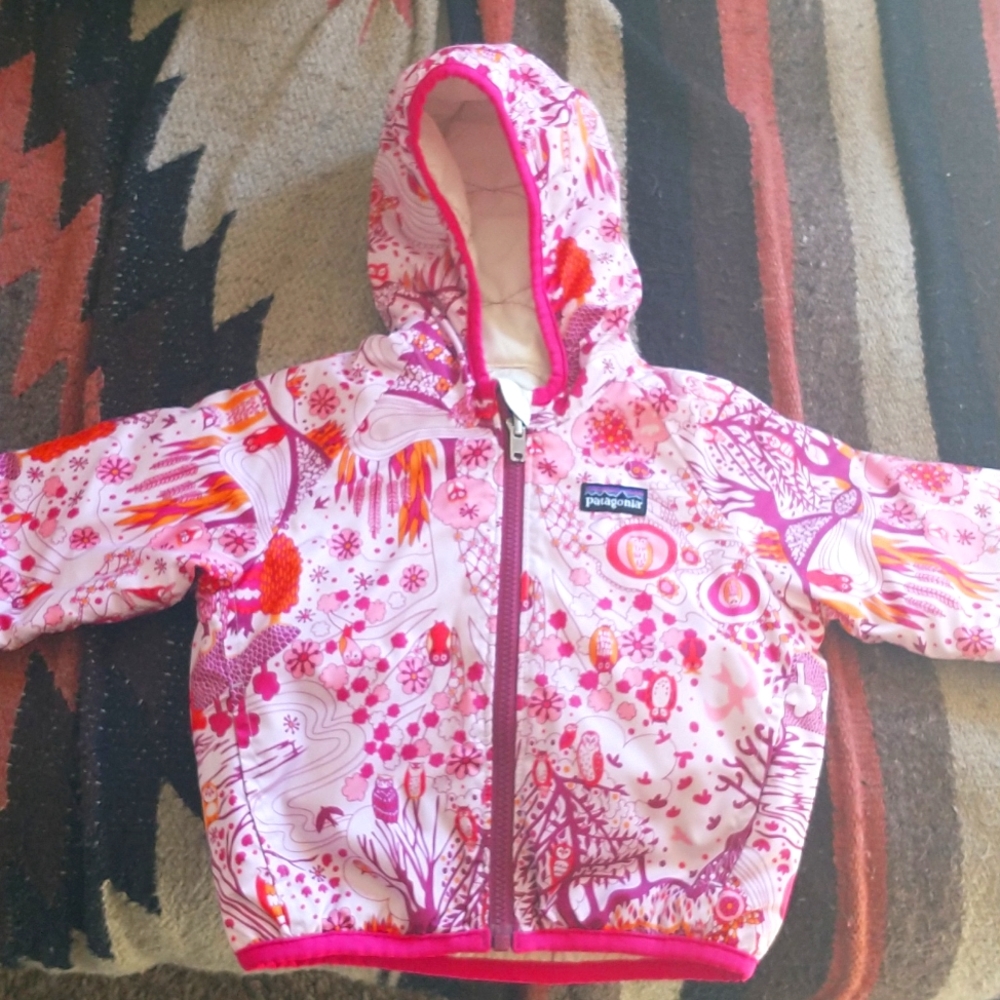 Patagonia Puff Ball Reversible Jacket size 12-24 months